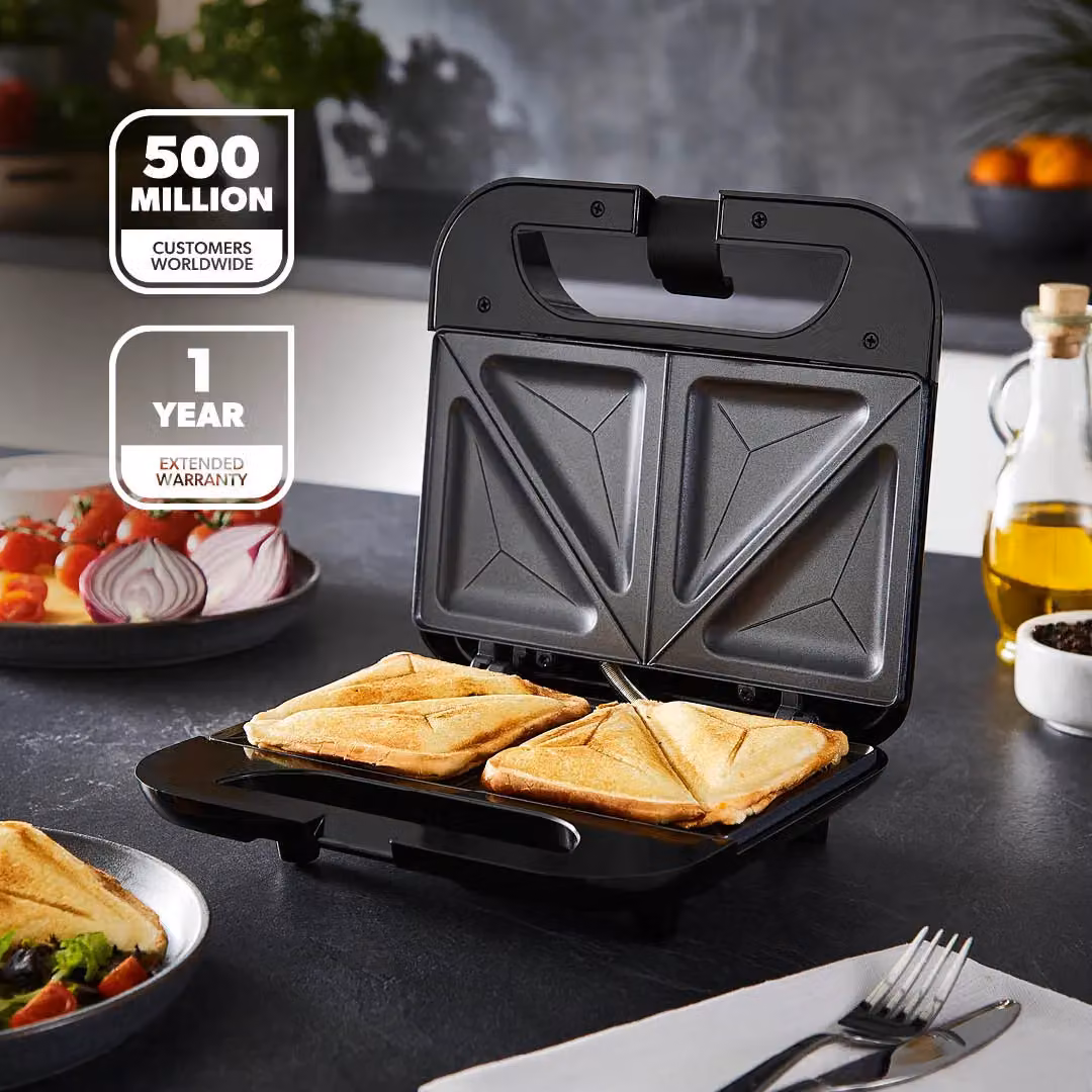 Geepas 2 Slice Sandwich Toaster with Non-Stick Plates and Cable Storage, 750W, Black – 3
