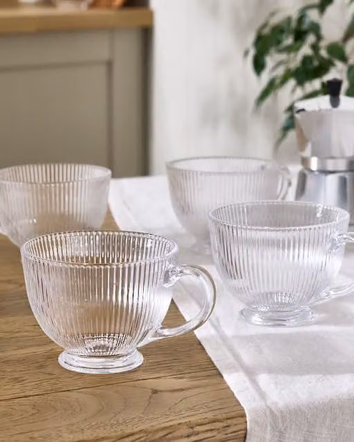 Dibor Set of 4 Embossed Footed Glass Mugs, 400ml, Clear – 1