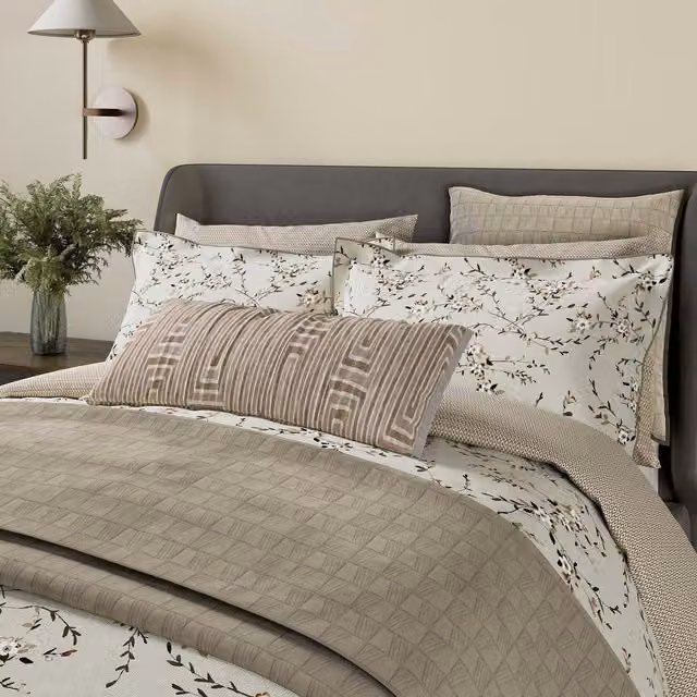 Bedeck of Belfast Rana Kingsize Cotton Percale Duvet Cover and Pillowcase Set, Warm Grey and White Floral