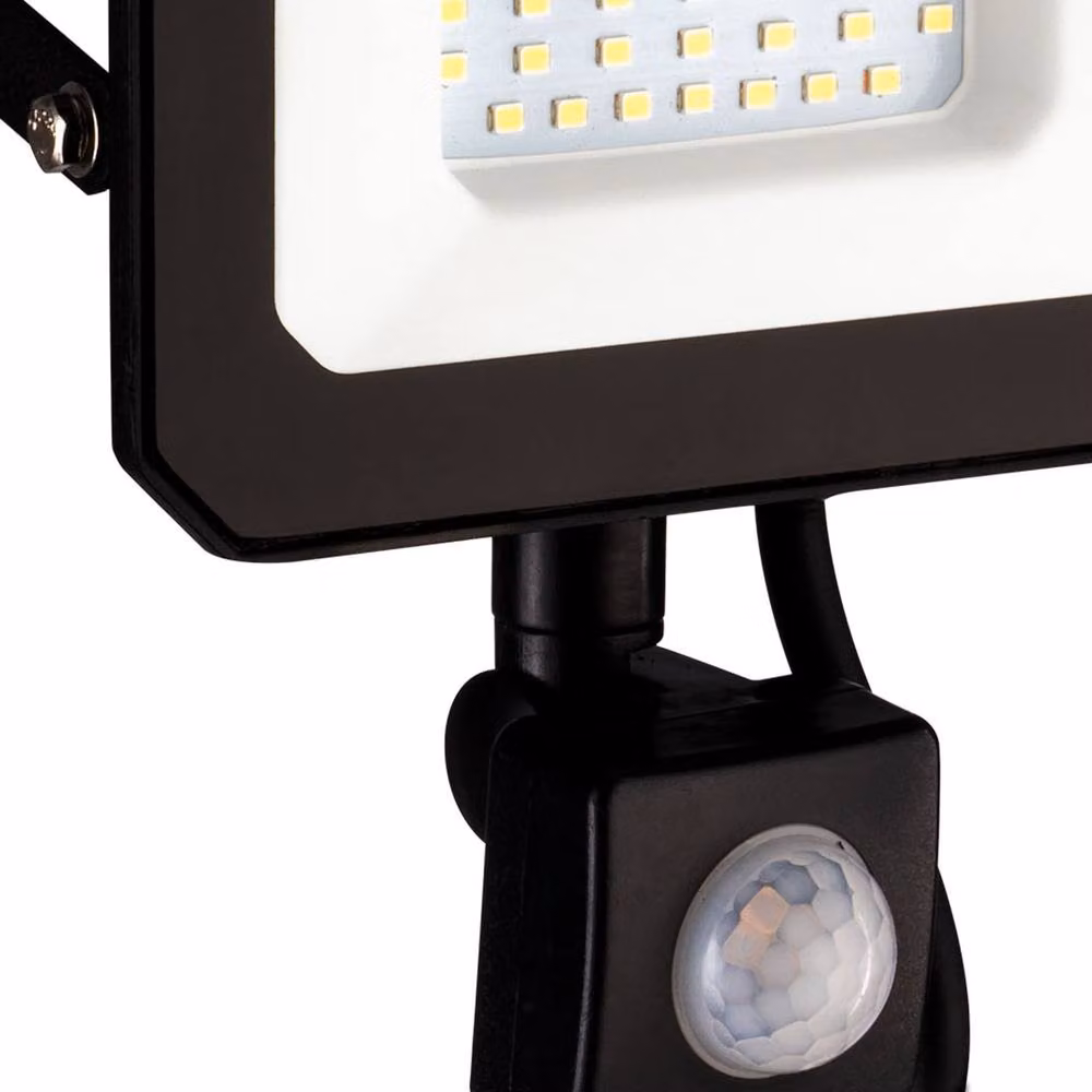 Eglo LED 30W Floodlight with Motion Sensor in Black – 3