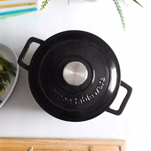 Argon Tableware Round Enamelled Cast Iron Casserole Dish with Self-Basting Lid, 2.8 l, Black – 6