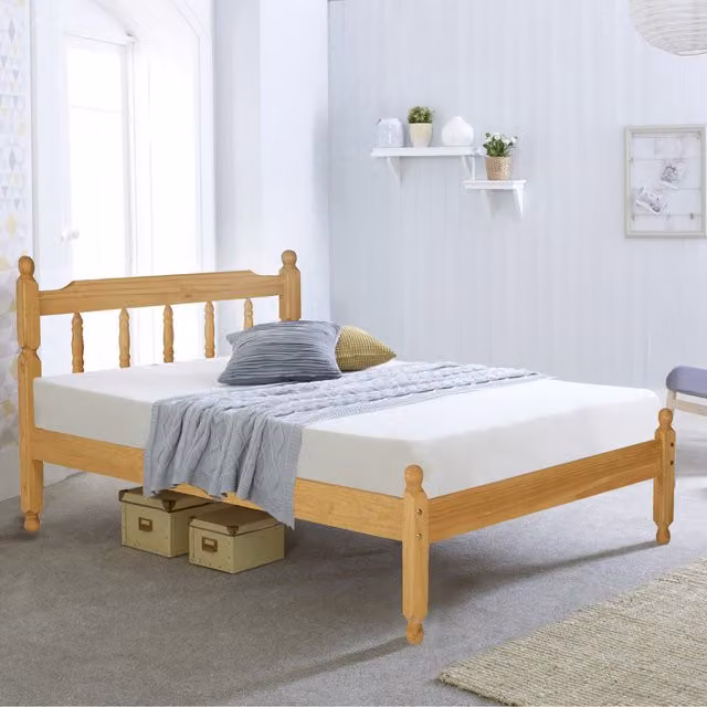 Captain's Colonial Spindle Pine Wooden Bed Frame in Brown, 140 x 200 cm