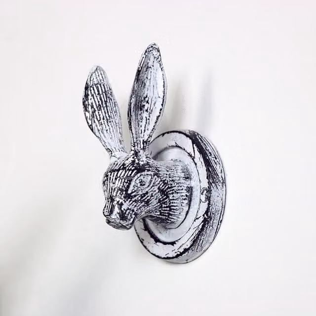 Melody Maison Metal Hare Head Wall Mounted Coat Hook in White
