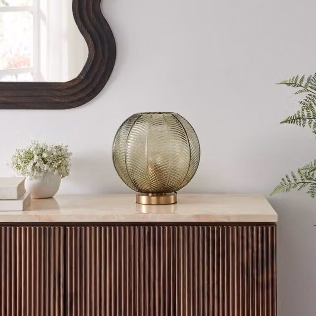 FurnitureboxUK Nadine Small Green Glass Globe Table Lamp with Gold/Brass Base