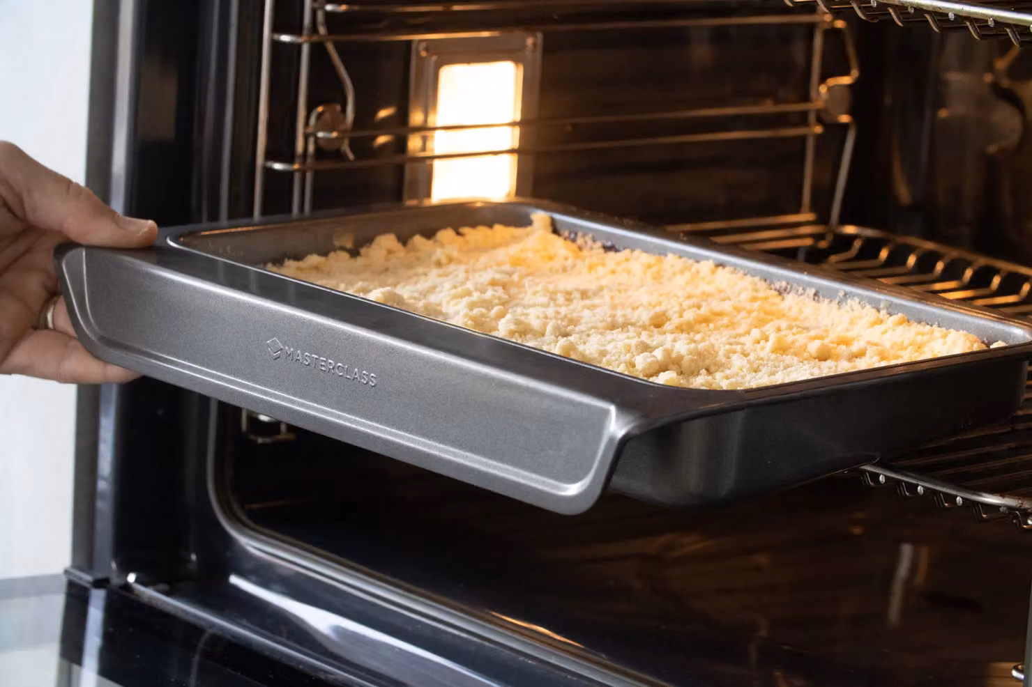 MasterClass Non-Stick Carbon Steel Rectangular Baking Sheet, Grey, W: 35 cm, D: 25 cm, H: 1 cm – 6