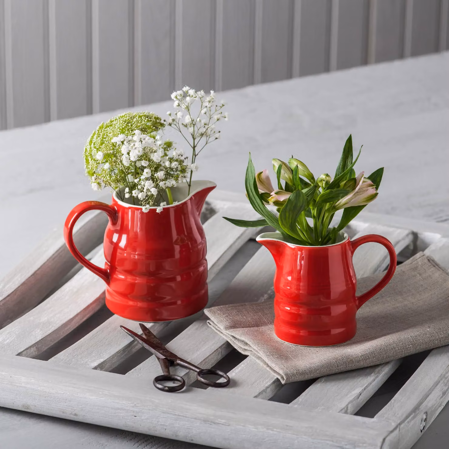 WM Bartleet & Sons 1750 Ceramic Churn Jug Set of 2 in Red and White – 3