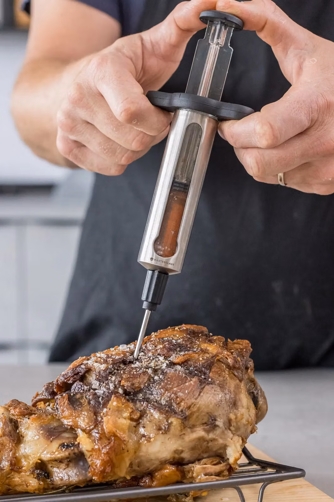 MasterClass Stainless Steel Meat Injector in Silver and Black – 2