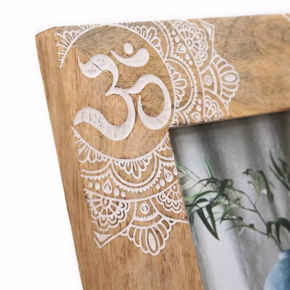 KDMD Large Mango Wood Picture Frame with Mandala Design, White and Brown, W/H/D: 28 x 23 x 2 cm, for 13 x 18 cm Photos – 2