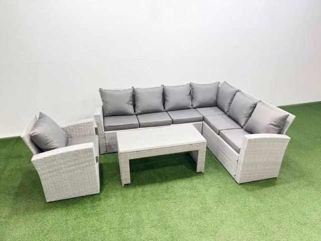 Fimous 4 Piece Rattan Garden Furniture Set in Grey with Upholstered Cushions and Coffee Table