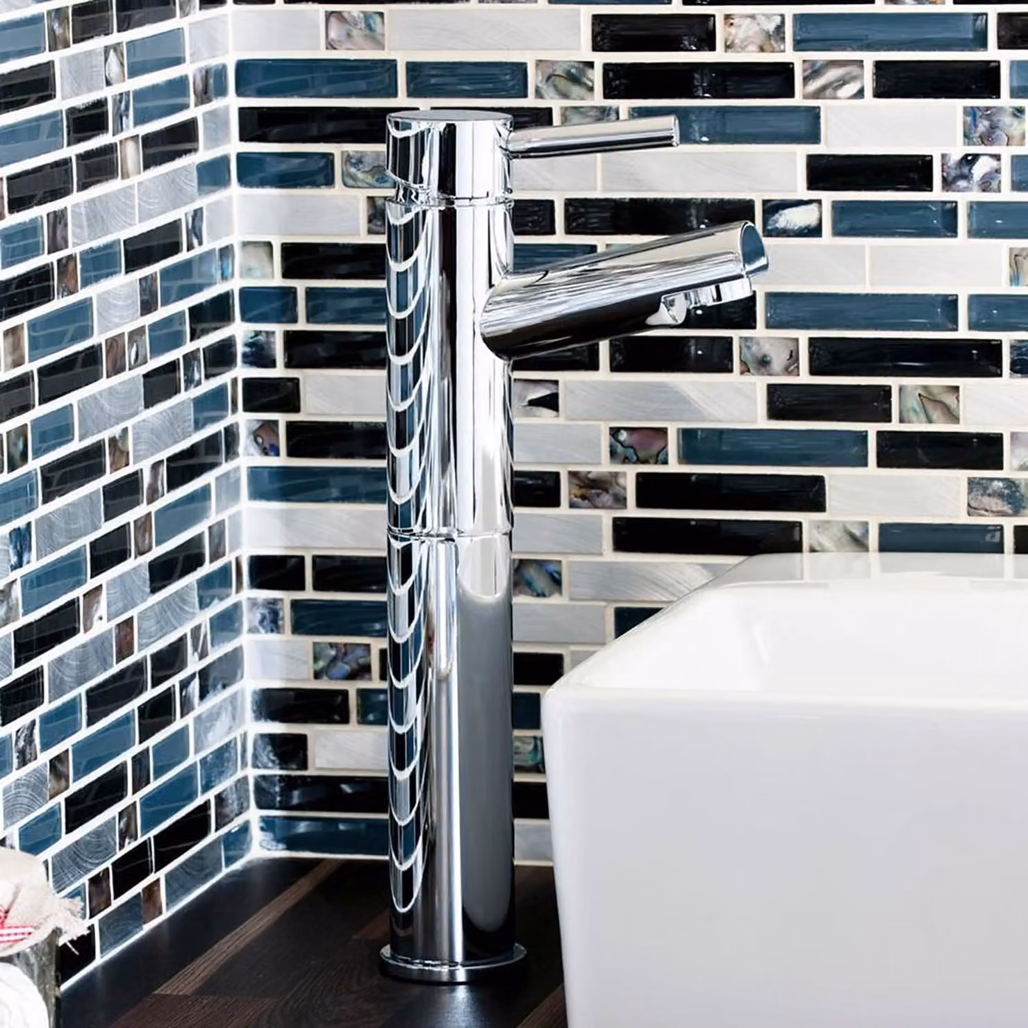 Kartell Single Lever Countertop Basin Mixer Tap in Chrome