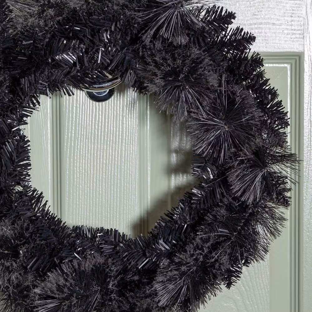Samuel Alexander Plain Black Tipped Hanging Artificial Wreath for Christmas and Halloween, Diameter: 50 cm – 3