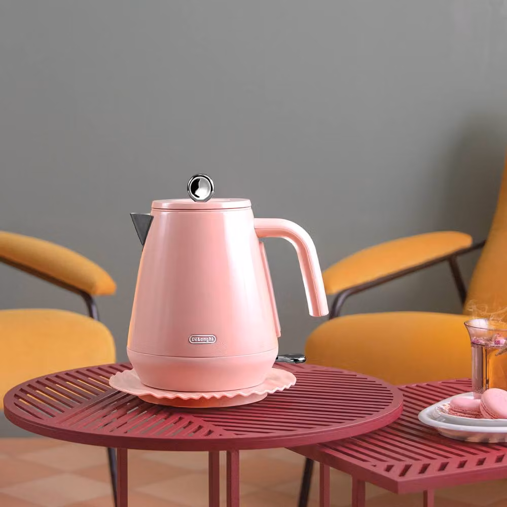 DeLonghi Eclettica Pink Kettle 1.7 l and 4 Slice Toaster Set – 3