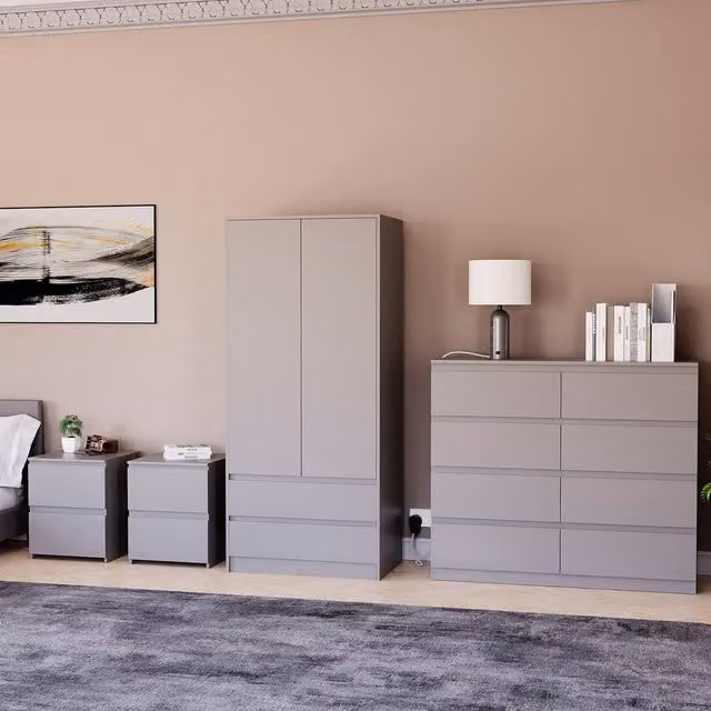 Vida Designs Modern 4 Piece Grey Bedroom Set