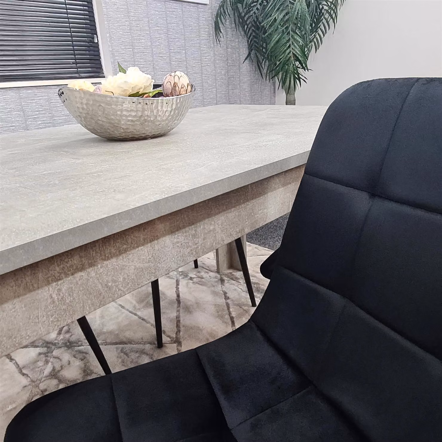 KOSY KOALA Modern Dining Table Set with 4 Black Velvet Chairs, Stone Grey Effect Wood Table and Brown Accents, W/D/H: 117 x 77 x 75 cm – 6