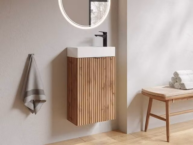 Vente-unique Ribbed Washbasin Unit in Light Oak with Reversible Door, H60 x W40 x D22 cm