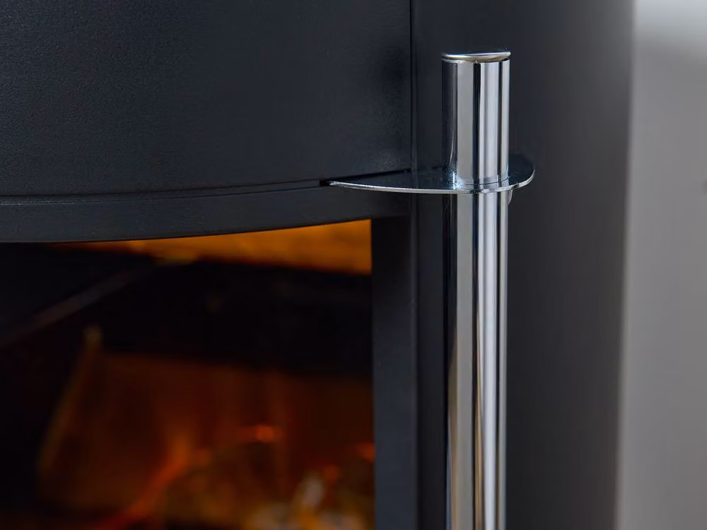 Adam Fires & Fireplaces Sureflame Dunston Round Metal Stove with Angled Stove Pipe in Black, W: 90.5 cm, D: 41.0 cm – 6