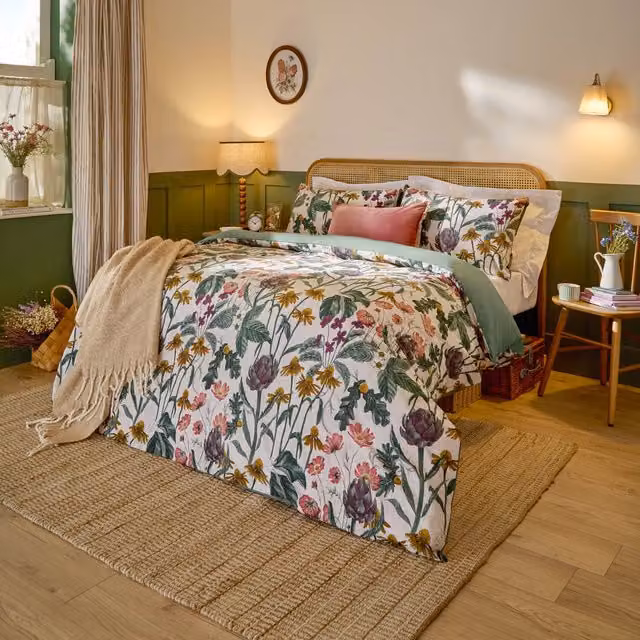 Florapedia Printed Floral Cotton Duvet Cover Set in Beige, White and Multicolour, 200 x 200 cm