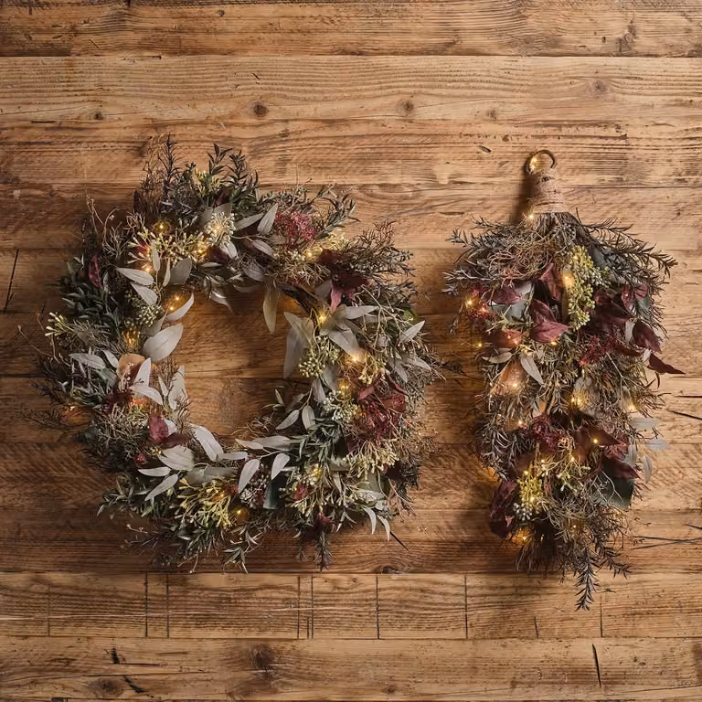Lights4fun Pre Lit Autumn Winter Round Wreath and Bough in Green and Multicolour
