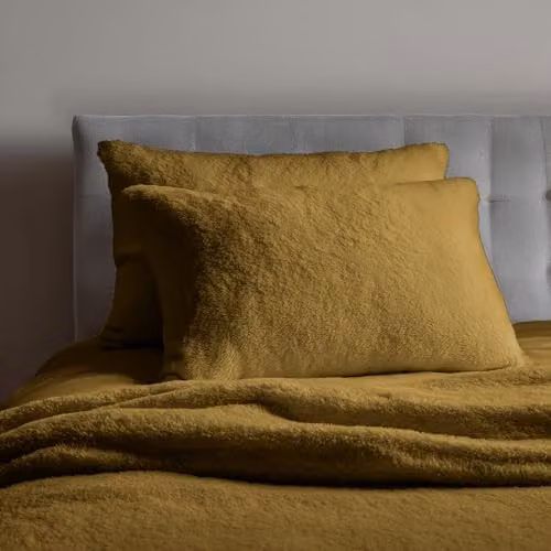 Home Sweet Home UK Snug City Teddy Fleece Pillow Case Pair in Yellow, W: 48 cm x L: 74 cm – 2