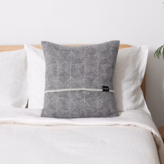 Native Natural Diamond Grey Wool Cushion Cover W/D: 45 x 45 cm