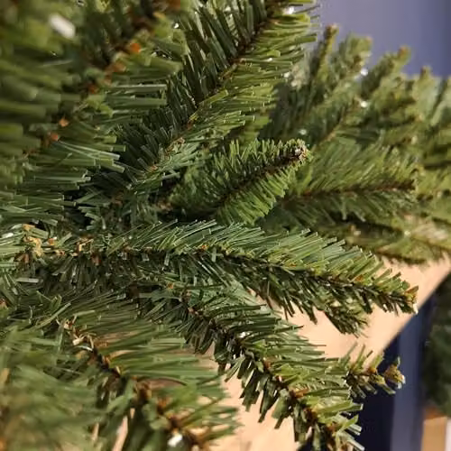 Samuel Alexander 2.7m Plain Green Christmas Garland with 260 Bullet Tips – 3