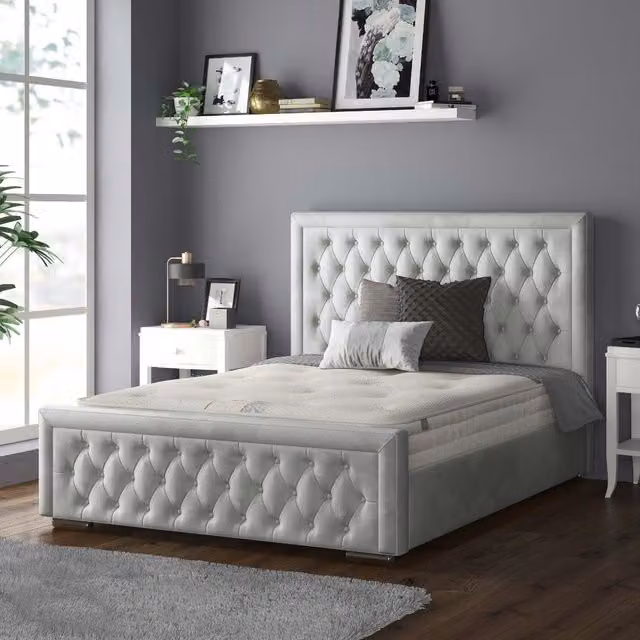 IH Design Sandringham Chesterfield Upholstered Plush Velvet Single Bed Frame in Silver