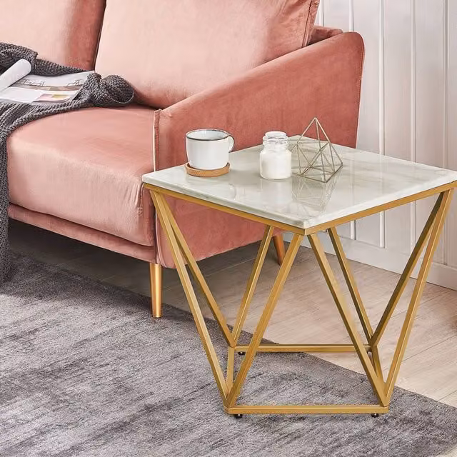 Wyld and Coco Marble-Effect Side Table with Gold Metal Frame in Beige, W/D/H: 50 x 50 x 50 cm – 1
