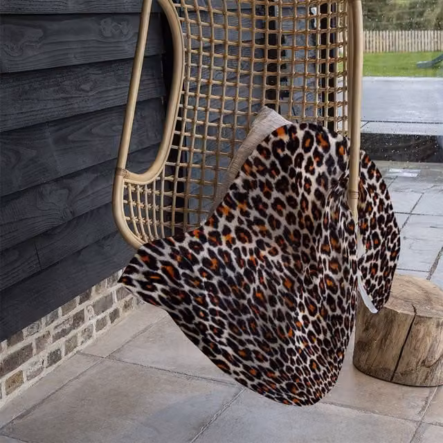 Benjamin Tate Design Leopard Skin Print Fleece Blanket in Brown, Beige and Multicolour, W/D/H: 120 x 150 cm – 1