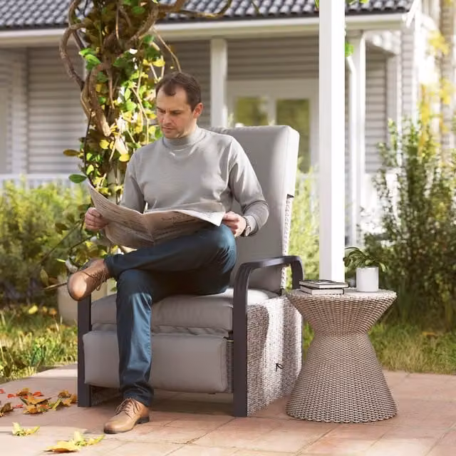 Outsunny Grey Polyrattan Cushioned Garden Recliner Chair with Side Tray and Armrests