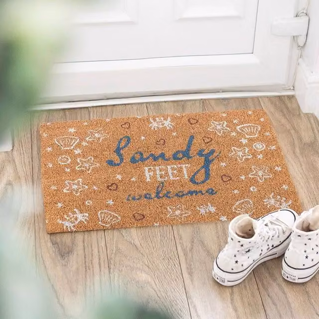 Uniqueful Natural Sandy Feet Welcome Doormat in Brown, W: 100 cm, D: 60 cm