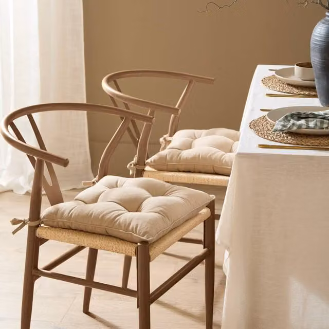 Riva Home Yard Slub Cotton Linen Seat Pad 2-Pack in White and Beige, W/D/H: 40 x 40 x 40 cm – 1