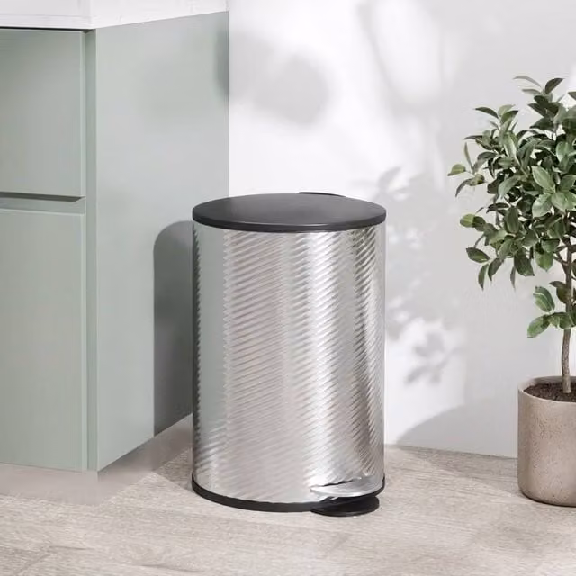 STILVORA 20L Stainless Steel Pedal Bin with Soft-Close Lid and Removable Inner Bucket in Silver – 1