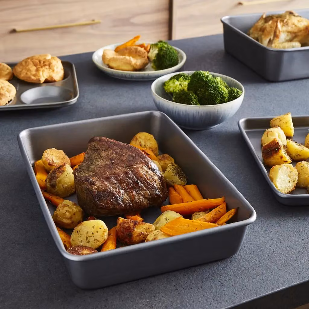 Morphy Richards Non-Stick Carbon Steel Bakeware Set in Grey – 4