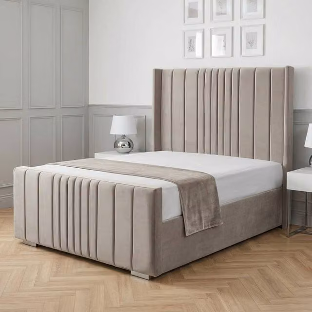 Living Comfort Bedz Cambridge Wingback Upholstered Velvet Bed in Grey, W/D/H: 120 x 200 cm