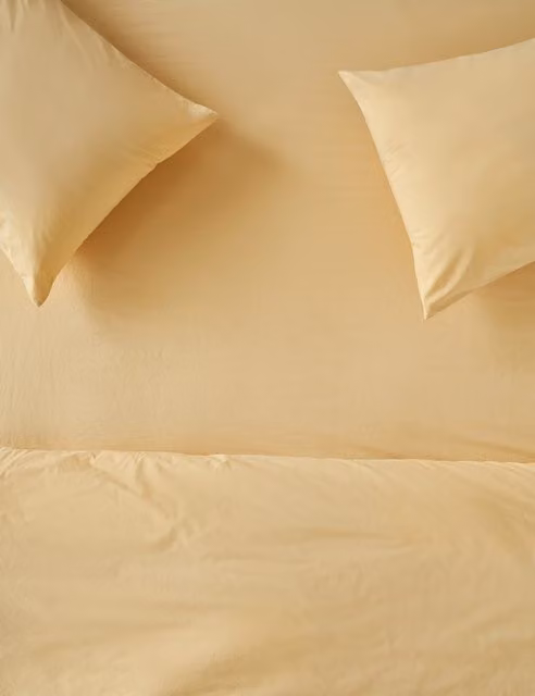 Piglet In Bed Washed Cotton 220 Thread Count Fitted Sheet, Yellow, W/D/H: 180 x 200 cm