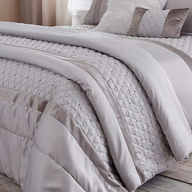 Catherine Lansfield Sequin Cluster Quilted Bedspread in Silver Grey, W: 240 cm, D: 260 cm