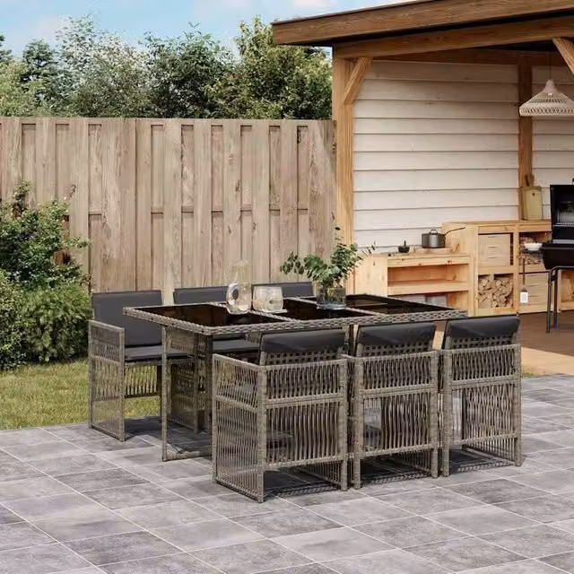 Berkfield Home Modern Polyrattan Garden Dining Set with Glass Tabletop in Grey and Black