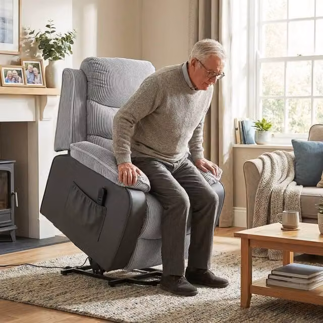 HOMCOM Power Lift Riser Recliner Chair with High Back and Remote Control, Light Grey – 1