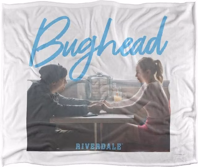 Warner Brothers Riverdale Bughead Silky Touch Super Soft Throw Blanket, White, W x H: 127 x 152.4 cm