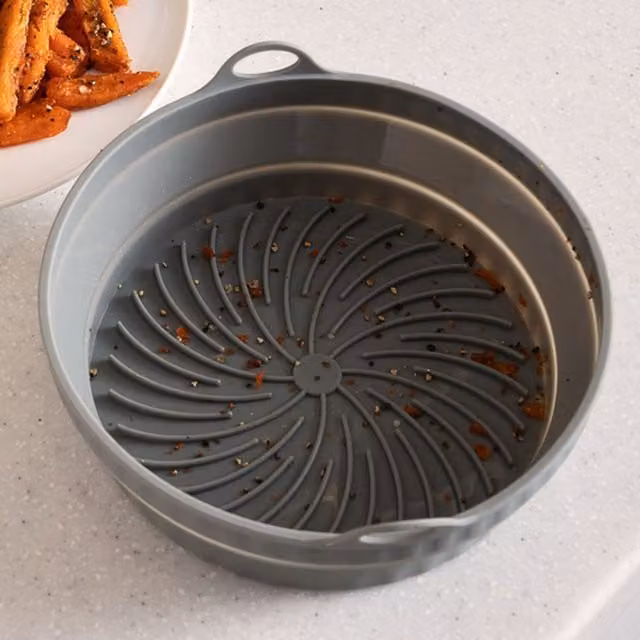 KitchenCraft Non-Stick Silicone Collapsible Air-Fryer Liner, Round, Grey, Diameter: 20 cm, Height: 6 cm