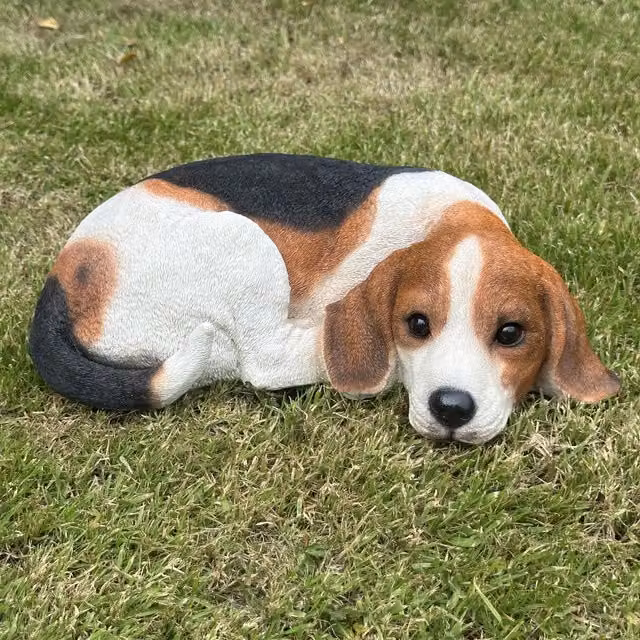 Animal Crackers Realistic Laying Beagle Dog Figurine, Multicolour Resin Memorial Decoration