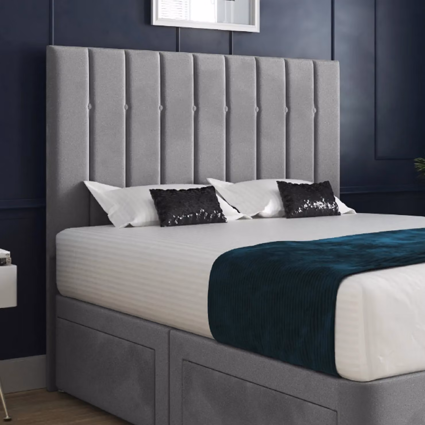 Casani KDMD Enrico Modern Upholstered Velvet Designer Bed Frame in Grey, W/D/H: 180 x 200 x 152 cm – 3