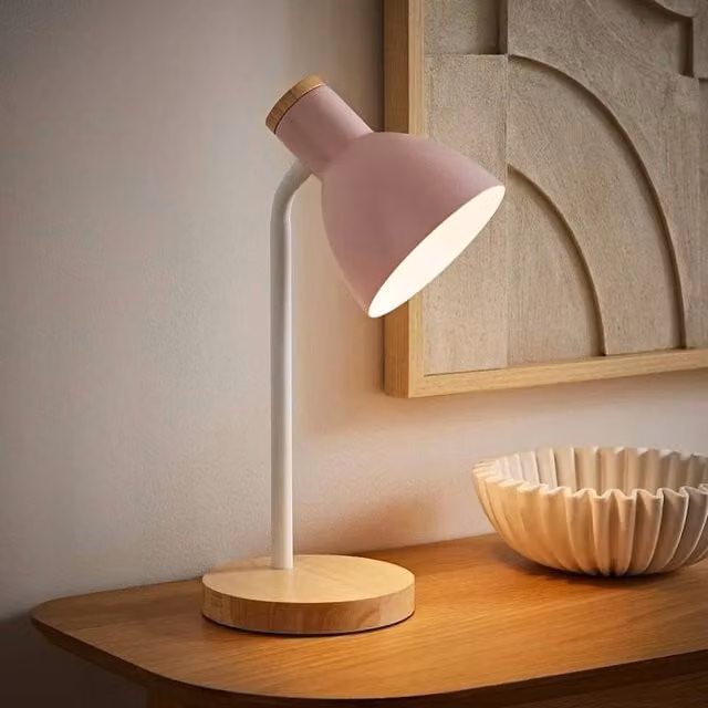 FORGEVIO Adjustable Wooden Task Desk Lamp in Pink