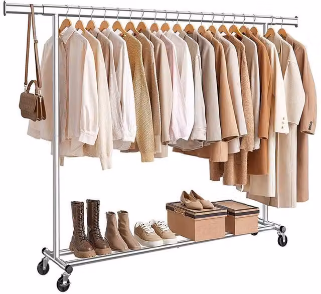 Pirlo Plush Heavy Duty Wide Extendable Metal Clothes Rail with Wheels in Silver