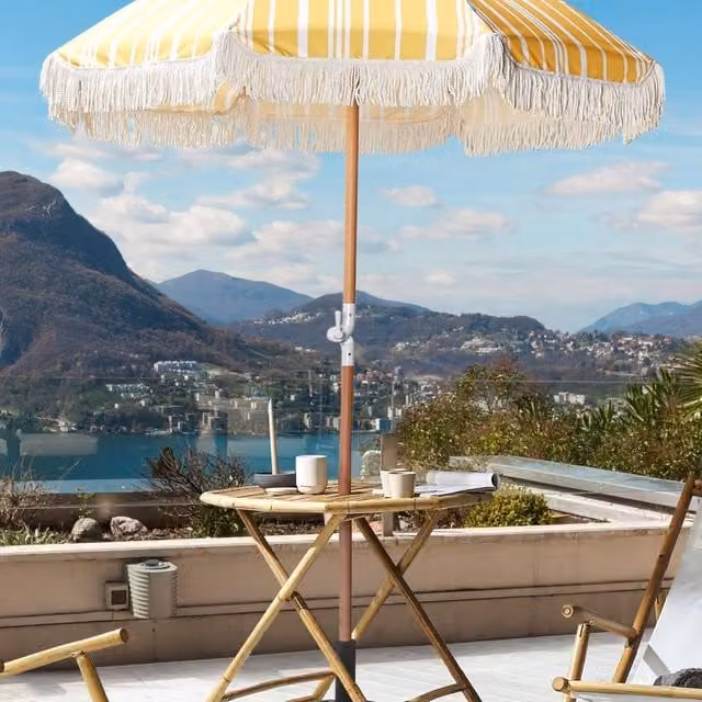 Wyld and Coco Garden Parasol with Beech Wood Pole, Yellow and White Striped, Diameter: 150 cm – 1