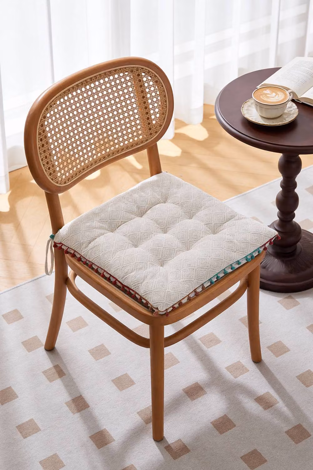 Living and Home Bohemian Style Tufted Square Chair Cushion with Tassels in White, W/D/H: 40 x 40 x 40 cm – 3