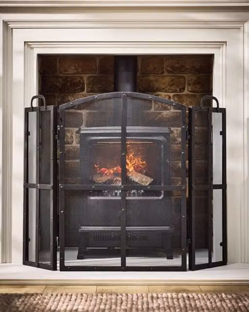 Dibor Vintage Style Blacksmith 3-Fold Fireplace Guard with Rivets, Black, H: 71 cm, W: 102 cm – 1