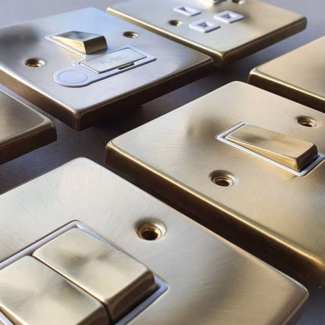 SE HOME 2 Gang Ingot Surface Switch in White and Brushed Brass