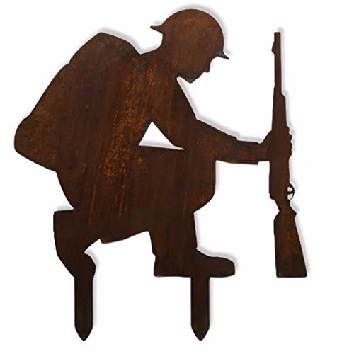 RW Norfolk Rusty Metal Kneeling Soldier Garden Feature, Brown Army Silhouette Memorial Statue