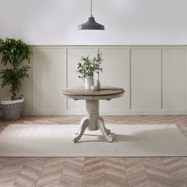 FurnitureboxUK Padstow Round Extending Rubberwood Dining Table with 6 Belgravia Chairs in Grey